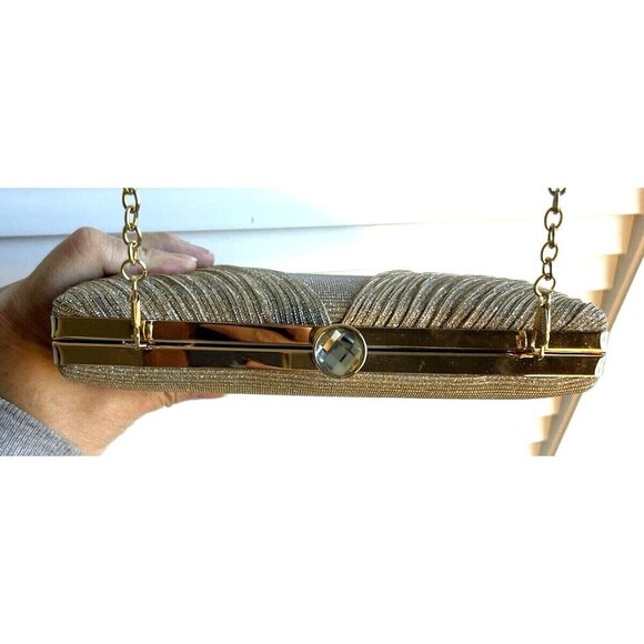 Gold Metallic Women's Handbag w/ Jeweled Snap Closure and Chain Strap - Picture 4 of 9